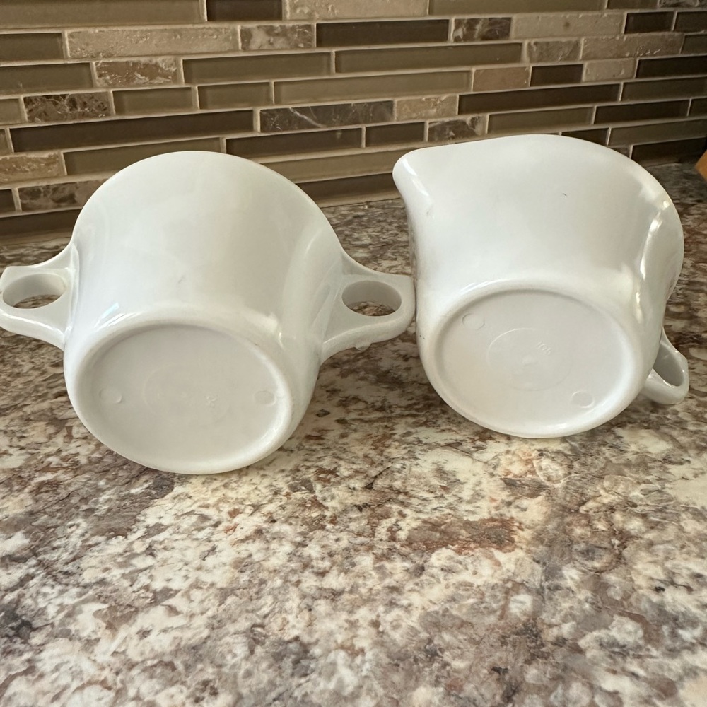Melmac Cream & Sugar Set - Picture 3 of 3